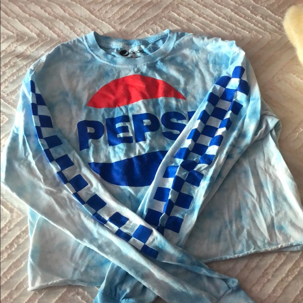 women’s pepsi shirt size M